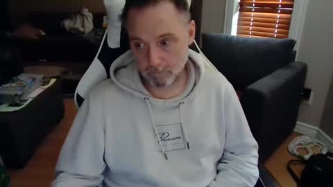 NewWorld online show from 03-09-25, 08:42