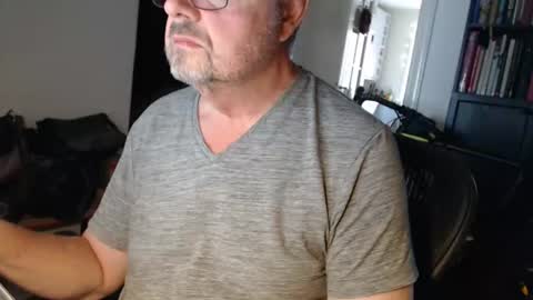 Neyt online show from 07-22-26, 06:38