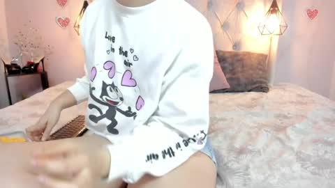 Snapshot of nezukokamado1_ chatting on 03-30-26, 02:29 Milena online show from 03-30-26, 02:29