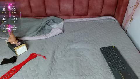 nia_thompsom online show from 04-08-26, 01:55