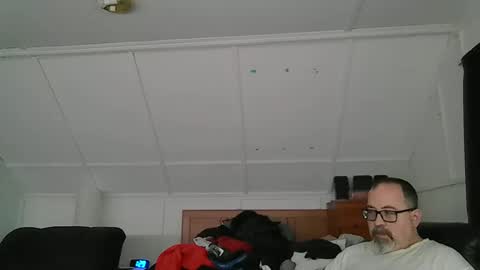 niceguy7208 online show from 11-17-25, 06:30