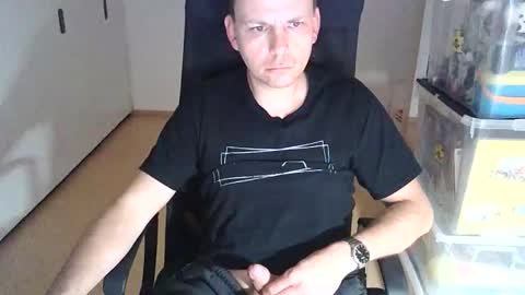 NiceGuyFlo online show from 09-15-25, 02:22