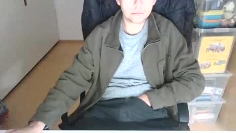 NiceGuyFlo online show from 12-16-25, 01:21