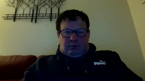 Snapshot of nicemank chatting on 04-11-26, 10:14 Keith999 online show from 04-11-26, 10:14