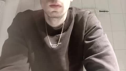 nick194207 online show from 04-15-26, 08:31