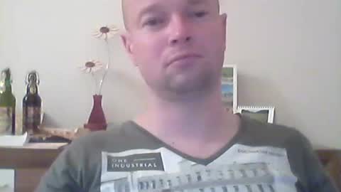 nick1990b online show from 03-03-25, 07:49