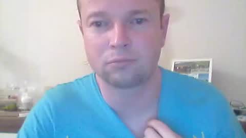 nick1990b online show from 10-14-25, 05:47