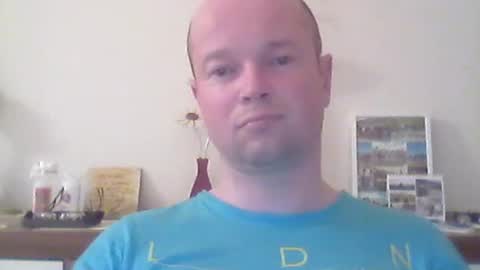 nick1990b online show from 05-11-26, 06:05