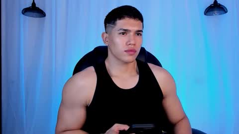 Snapshot of nick_fenix chatting on 04-19-26, 04:01 nick fenix online show from 04-19-26, 04:01