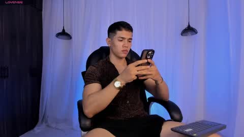 Snapshot of nick_fenix chatting on 04-22-26, 02:47 nick fenix online show from 04-22-26, 02:47