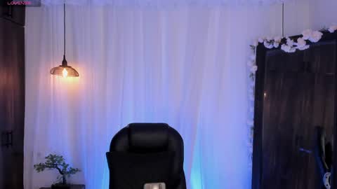 Snapshot of nick_fenix chatting on 04-25-26, 02:36 nick fenix online show from 04-25-26, 02:36