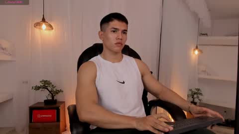 Snapshot of nick_fenix chatting on 05-06-26, 01:25 nick fenix online show from 05-06-26, 01:25