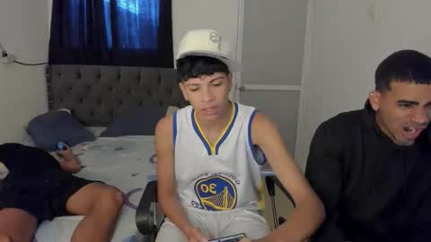 Snapshot of nick_master2 chatting on 03-04-26, 07:20 nick_master2 online show from 03-04-26, 07:20