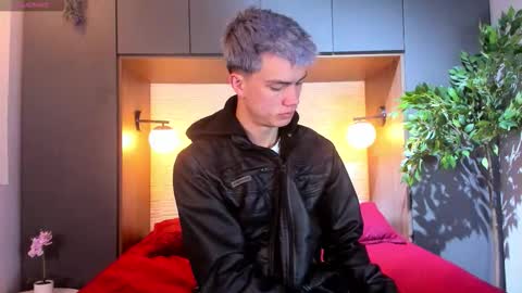 Nick  online show from 03-12-26, 12:22