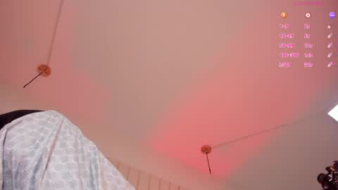 nickiwestt___ online show from 06-08-26, 07:36