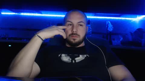 Julian online show from 04-03-26, 11:03