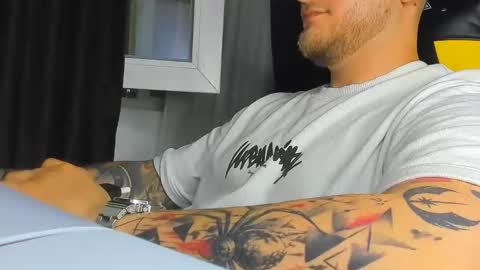 nicktattoomaster online show from 05-26-26, 06:37