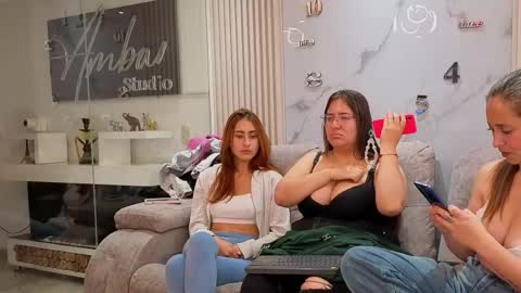nicky_as online show from 05-01-26, 01:37