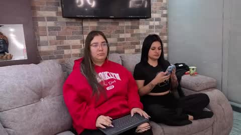 Snapshot of nicky_as chatting on 06-05-26, 01:50 nicky_as online show from 06-05-26, 01:50