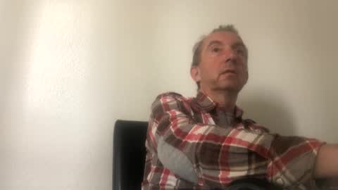 Nico online show from 05-18-26, 05:08