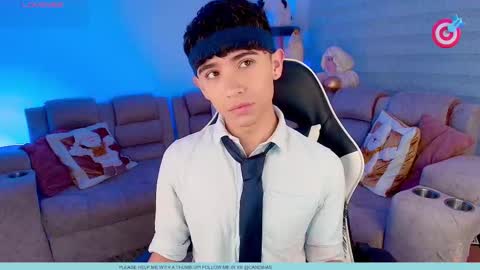 Snapshot of nico_cruz chatting on 12-18-25, 10:49 nico online show from 12-18-25, 10:49