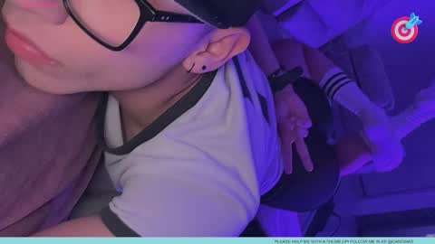 Snapshot of nico_cruz chatting on 01-18-26, 10:35 nico online show from 01-18-26, 10:35