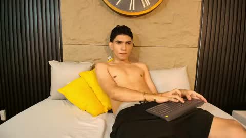 nico_monroet online show from 04-20-26, 09:49