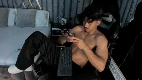 Snapshot of nicolaikarav chatting on 07-06-26, 01:19 Nicolai online show from 07-06-26, 01:19