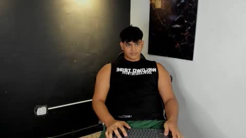 nicole_and_thiago1 online show from 03-11-26, 09:32