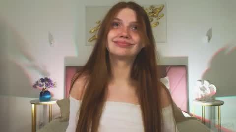 Nicole online show from 04-05-26, 09:01