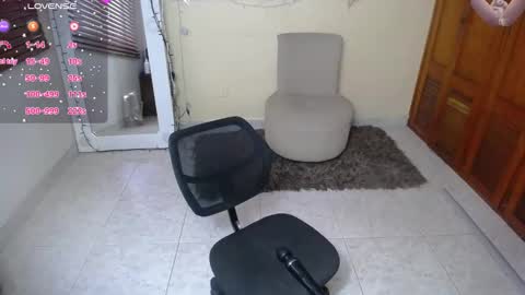 Nicole Santana online show from 01-08-26, 09:50