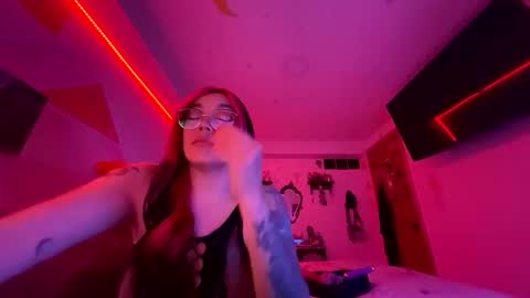 Nicole online show from 03-07-26, 08:11