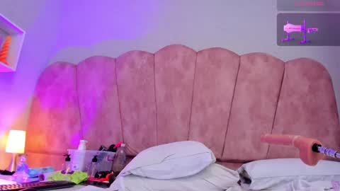 Nicole online show from 02-13-25, 07:24