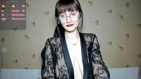 NicoleDavis online show from 05-26-26, 07:43