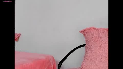 Snapshot of nicolefluffypussy chatting on 07-15-26, 08:36 Nicole jaymes online show from 07-15-26, 08:36