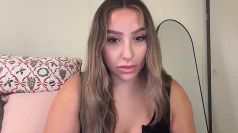 nicolelovesyou444 online show from 11-18-25, 03:01