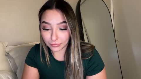 nicolelovesyou444 online show from 03-10-26, 10:48