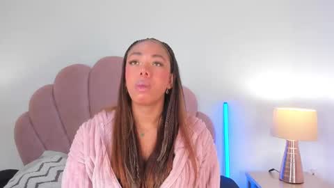 NICOLE online show from 01-10-26, 12:40