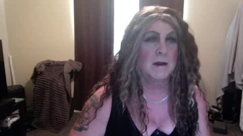 Nicole CD online show from 05-18-26, 10:59