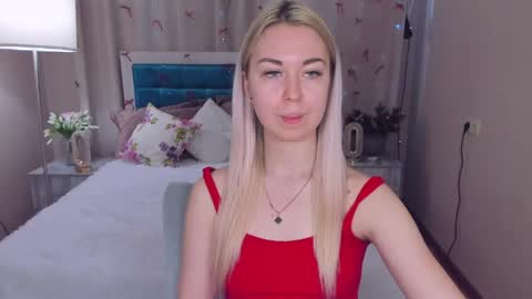 NicoleStunning online show from 05-09-26, 05:56