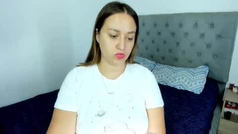  ELIZABETH  online show from 05-19-26, 10:49