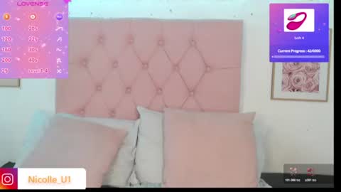 Nicolle u online show from 06-11-26, 12:19