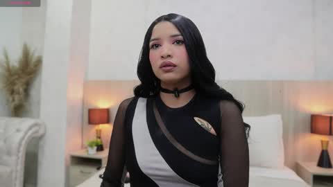 Nicolle Alvarez online show from 05-09-26, 11:26