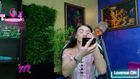 Nicolle online show from 03-13-26, 11:06