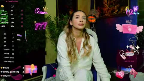 Nicolle online show from 05-27-26, 05:48