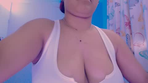 Nicolle Miley online show from 03-26-26, 08:14