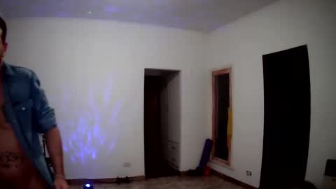 Snapshot of nicolove4272 chatting on 09-30-25, 05:45 nicolove4272 online show from 09-30-25, 05:45