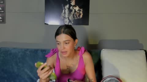 Nicol online show from 04-07-26, 09:04