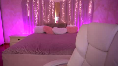 Aylin online show from 03-18-26, 08:12