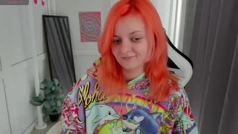 Snapshot of nightleaf_ chatting on 07-09-26, 12:31 Bestie online show from 07-09-26, 12:31